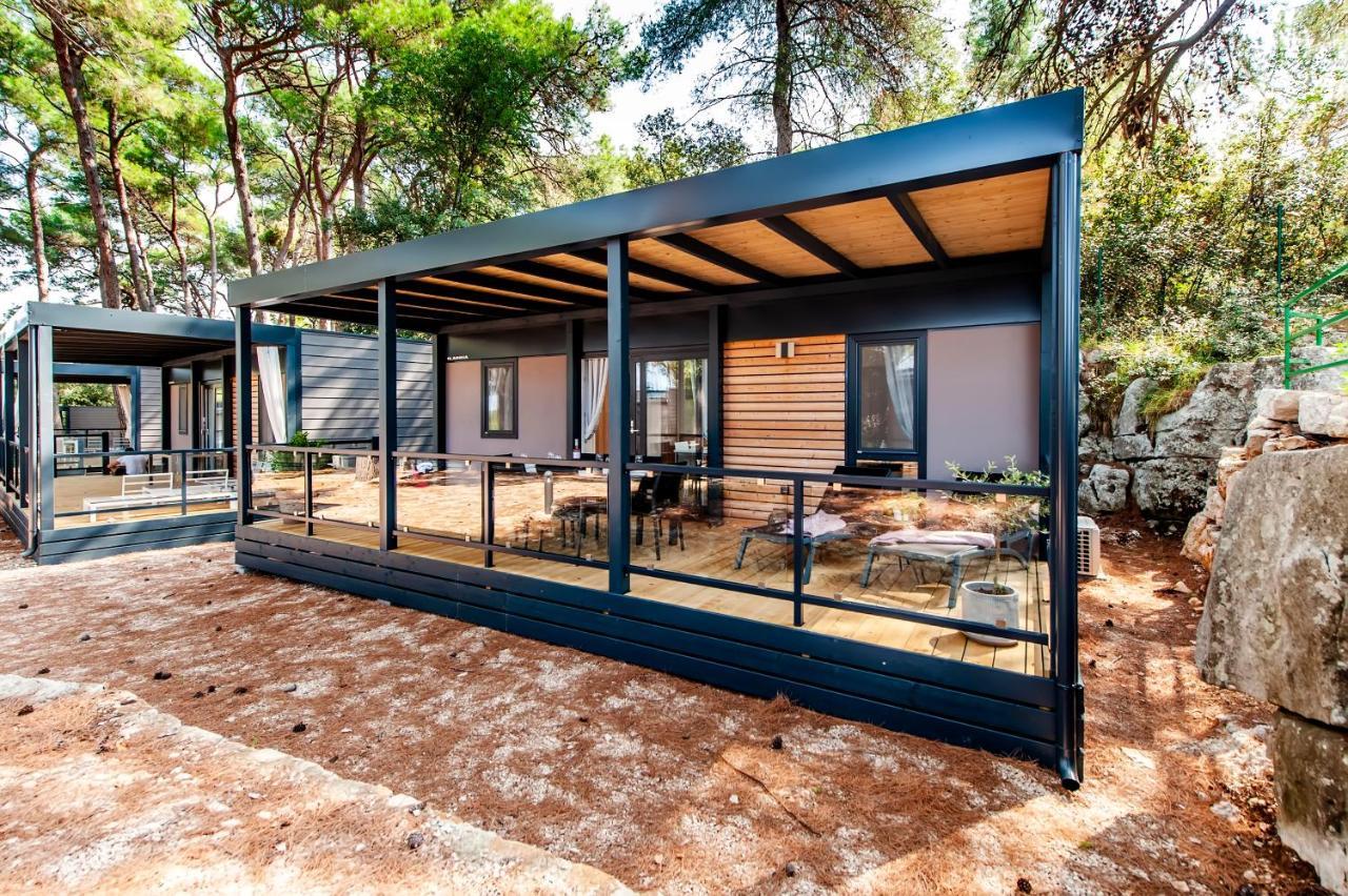 Fantasea Mobile Home Porton Biondi Rovinj Exterior photo